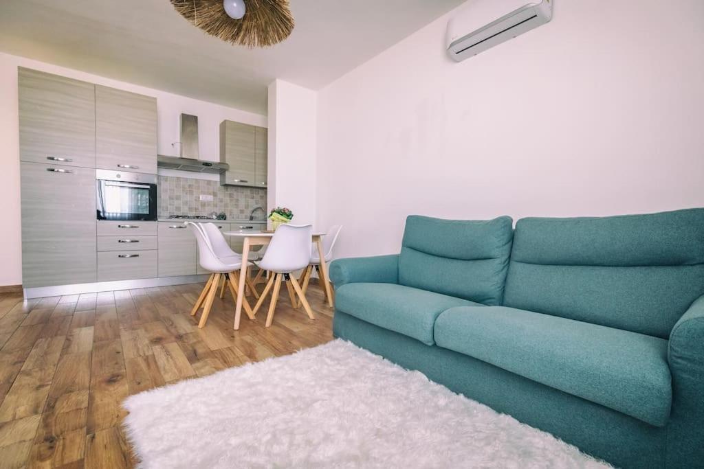 Apartament Ad Un Passo Dal Molo Porto Torres Zewnętrze zdjęcie