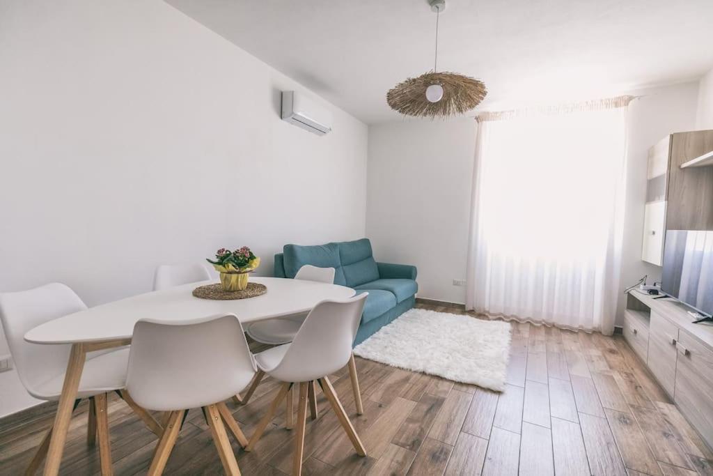 Apartament Ad Un Passo Dal Molo Porto Torres Zewnętrze zdjęcie